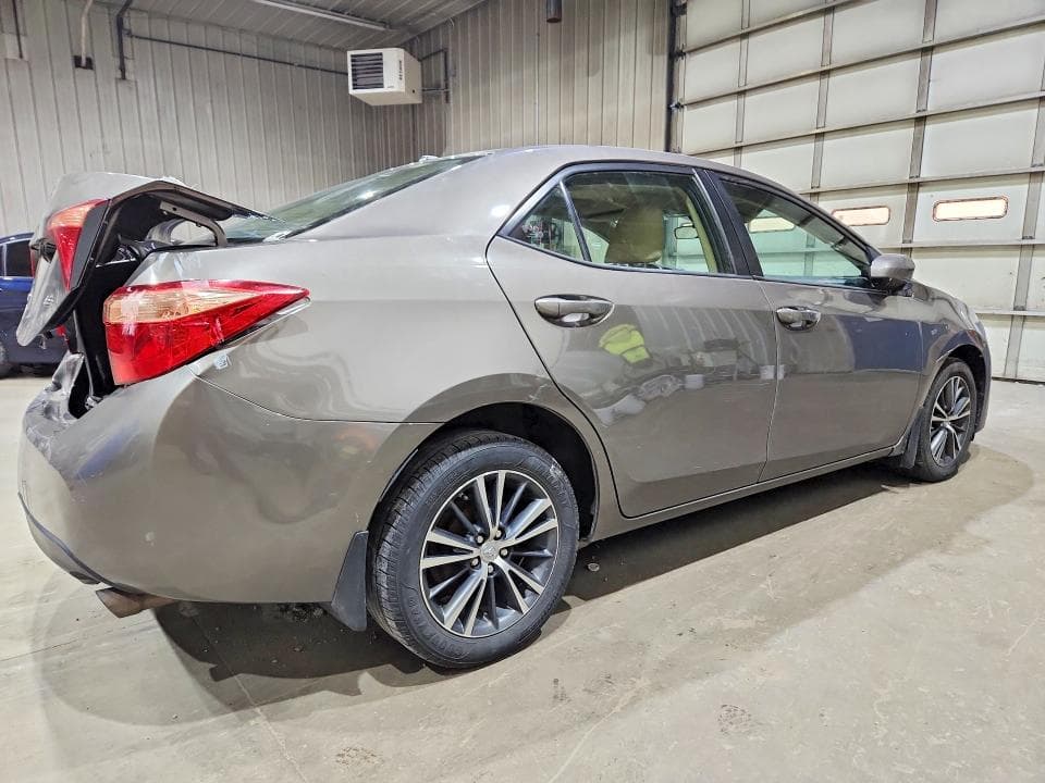 2017 TOYOTA COROLLA LE LE 3