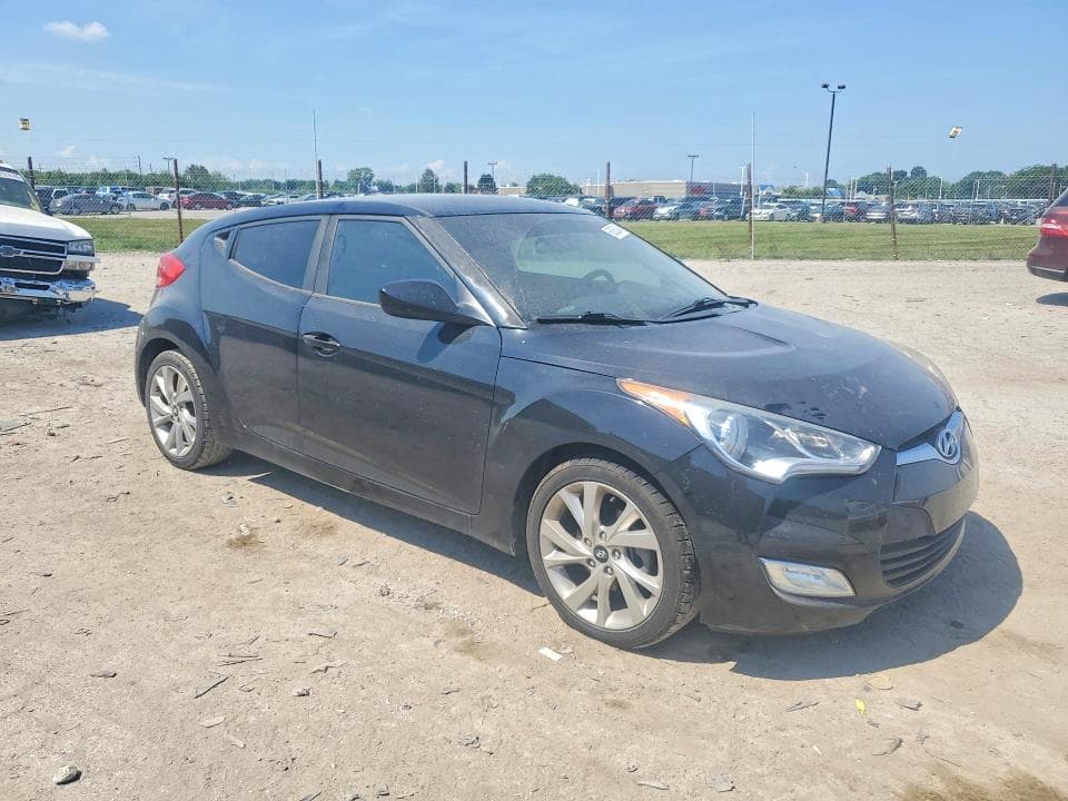 2017 HYUNDAI VELOSTER 4