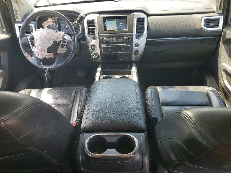 2017 NISSAN TITAN SV 8