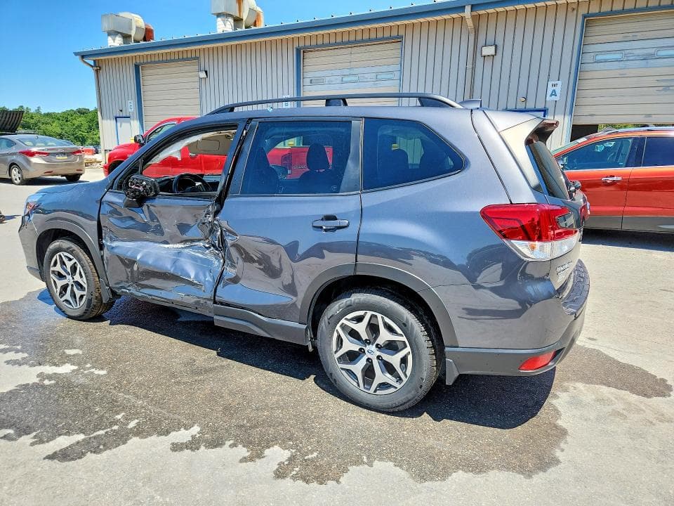2020 SUBARU FORESTER PREMIUM 2