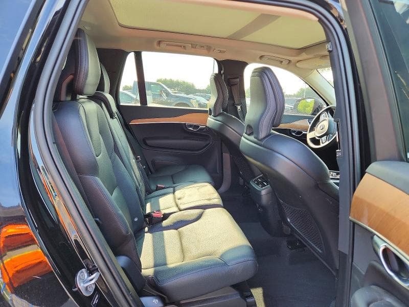 2023 VOLVO XC90 PLUS 11