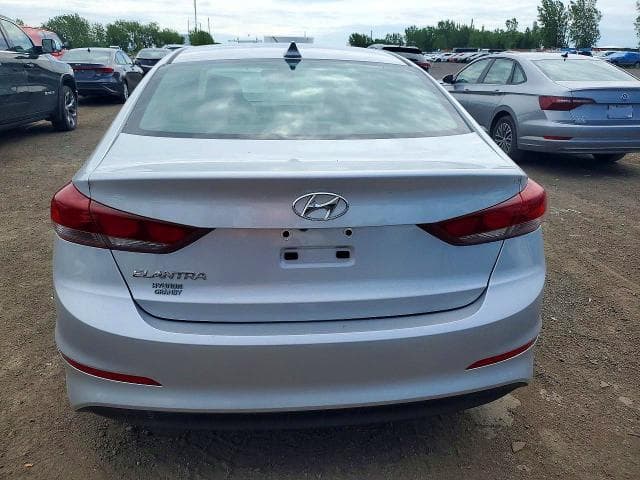 2017 HYUNDAI ELANTRA SE 6