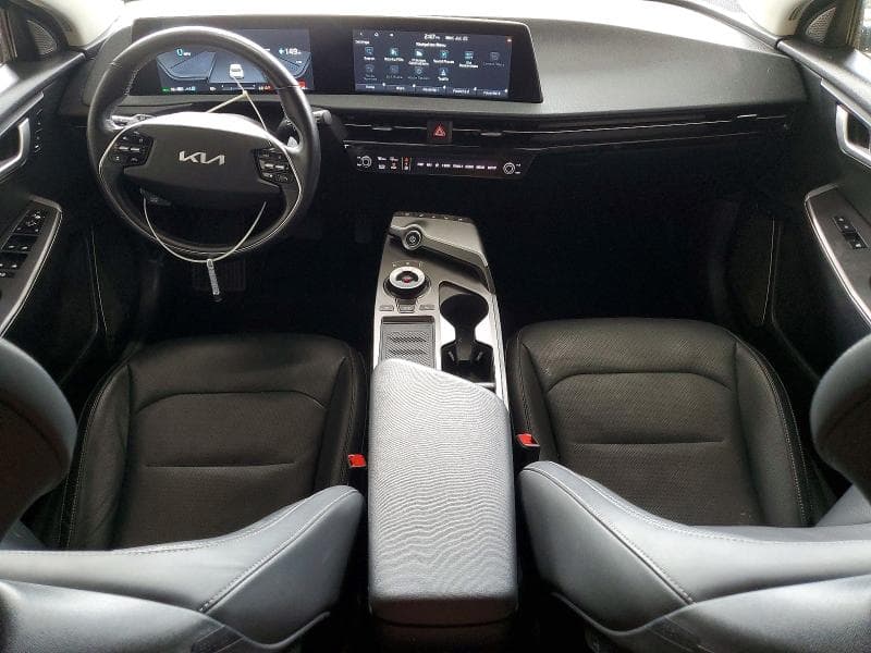 2024 KIA EV6 WIND 8