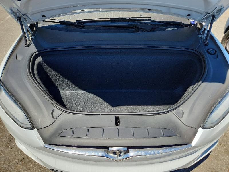 2020 TESLA MODEL X 11