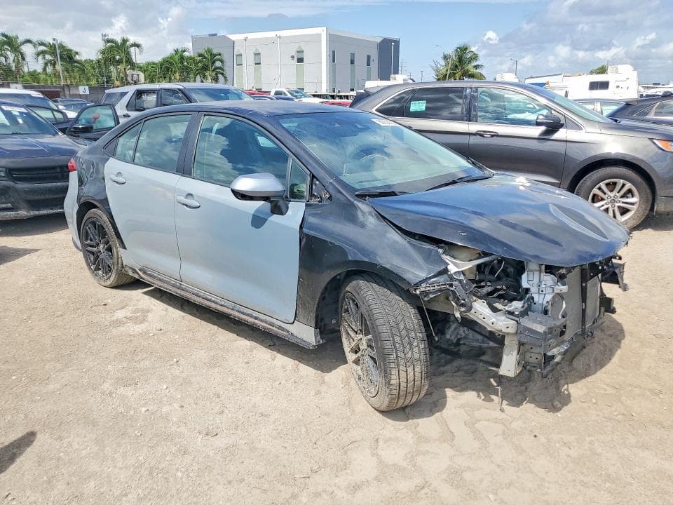 2021 TOYOTA COROLLA LE 4