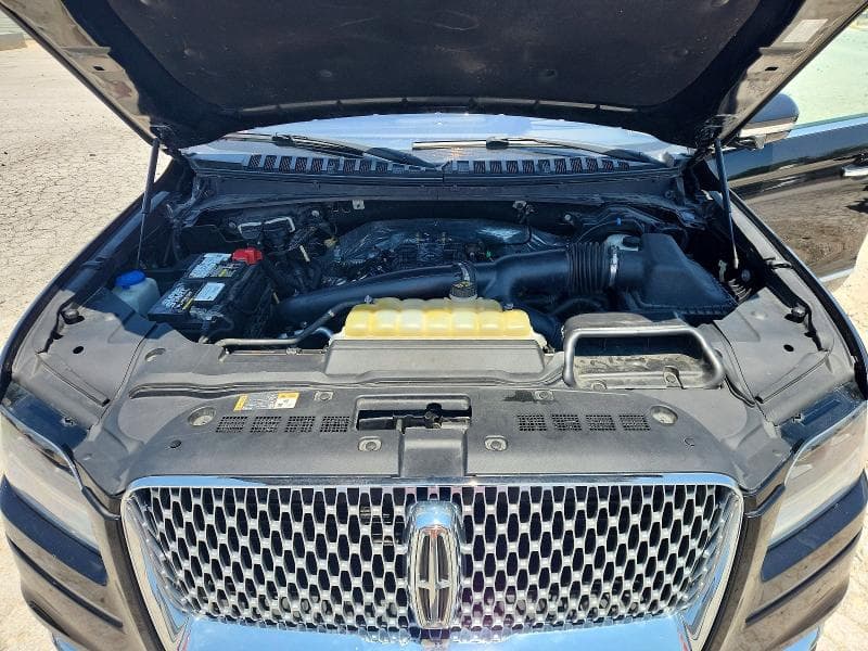 2019 LINCOLN NAVIGATOR L RESERVE 12