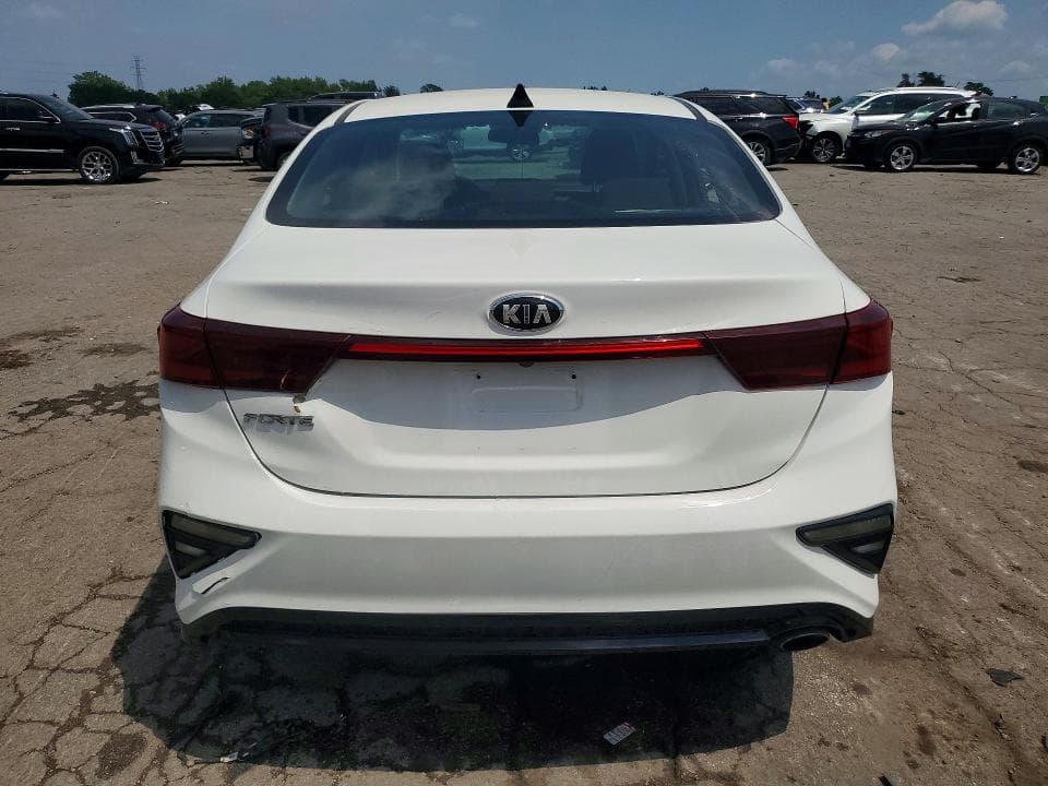 2021 KIA FORTE LXS 6