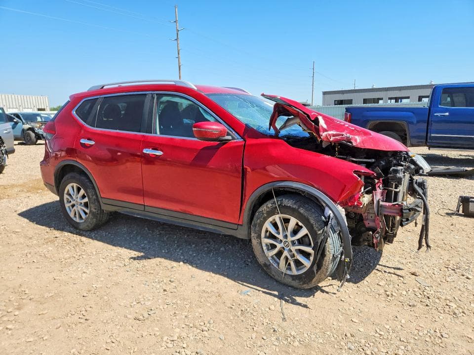 2017 NISSAN ROGUE SV 4