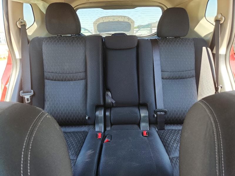 2017 NISSAN ROGUE SV 10