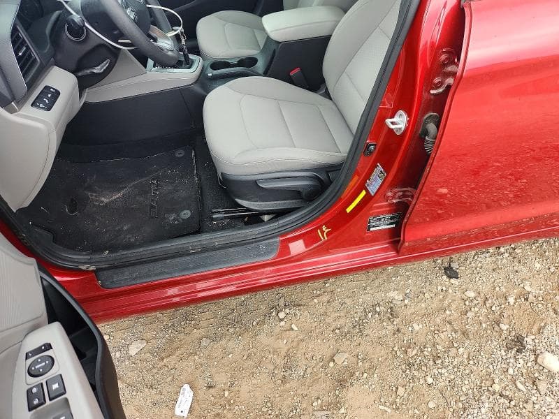 2019 HYUNDAI ELANTRA SEL SEL 12