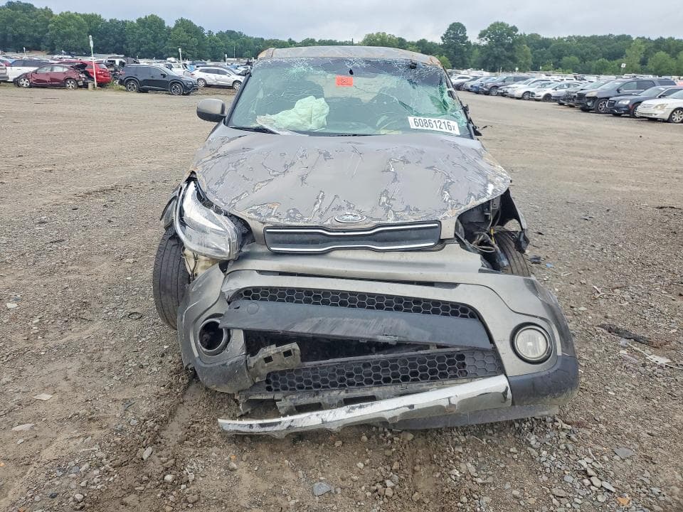 2017 KIA SOUL + 5