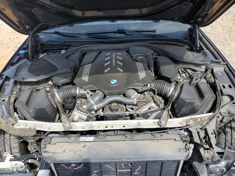 2021 BMW M550XI 11