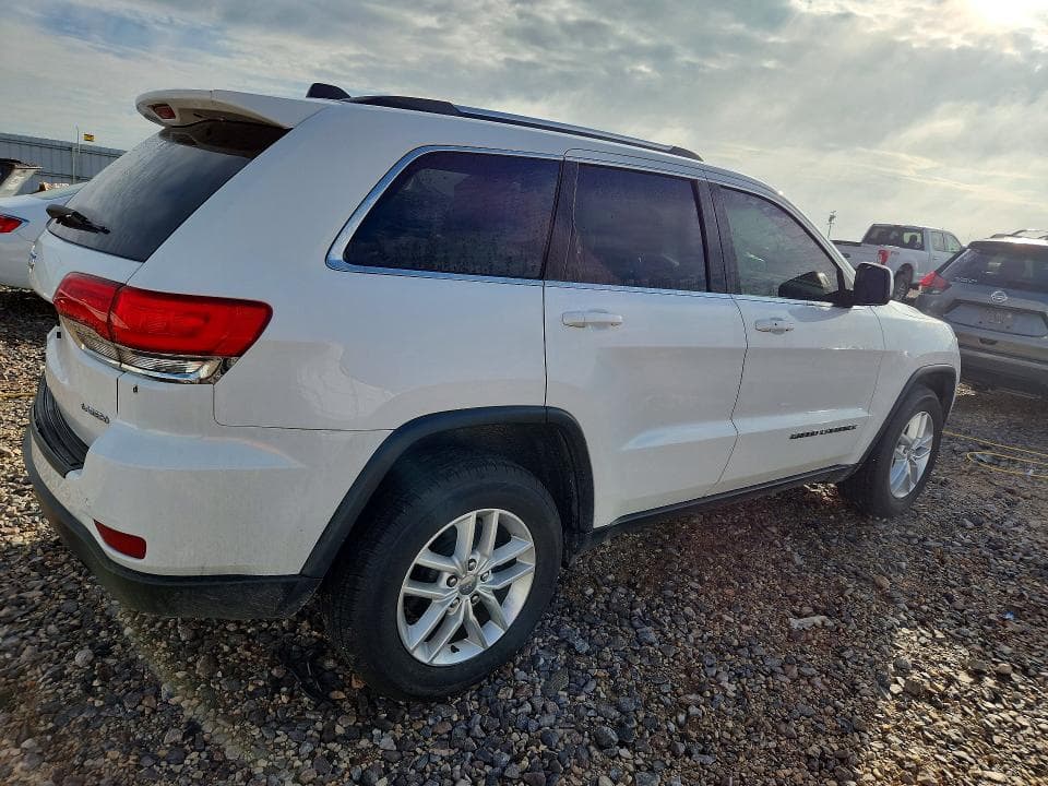 2018 JEEP GRAND CHEROKEE LAREDO 3