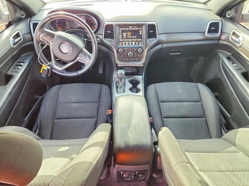 2018 JEEP GRAND CHEROKEE LAREDO 8