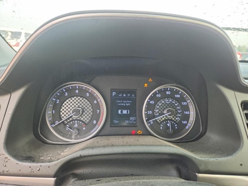 2020 HYUNDAI ELANTRA SEL 9