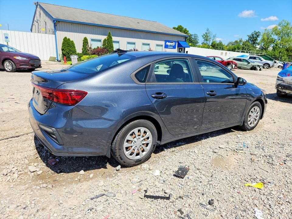 2021 KIA FORTE FE 3