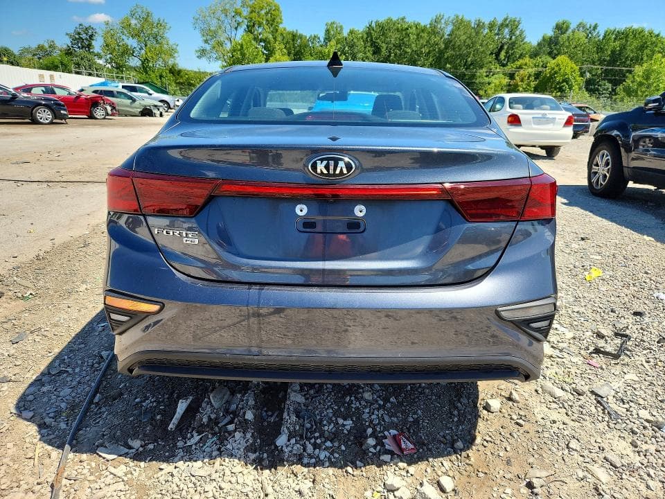 2021 KIA FORTE FE 6