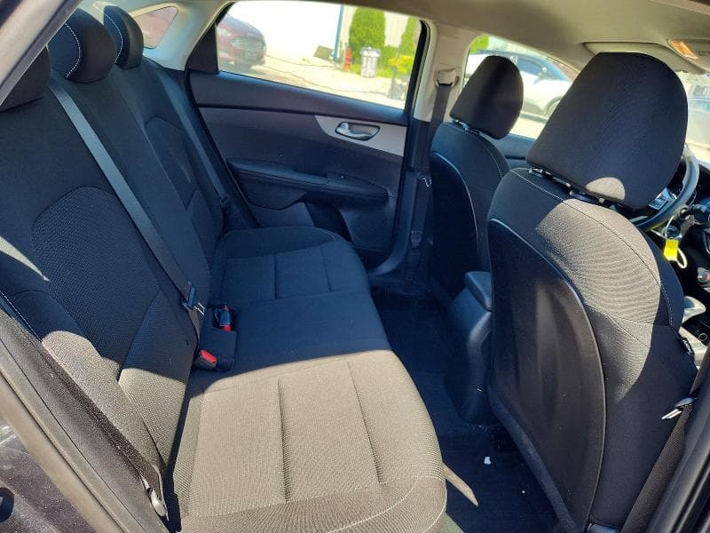 2021 KIA FORTE FE 10