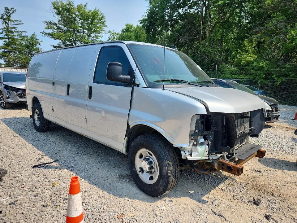 2019 CHEVROLET EXPRESS G3500 4