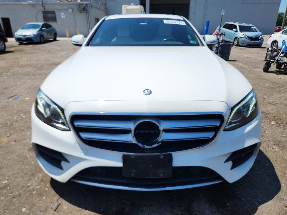 2017 MERCEDES-BENZ E 300 4MATIC 5