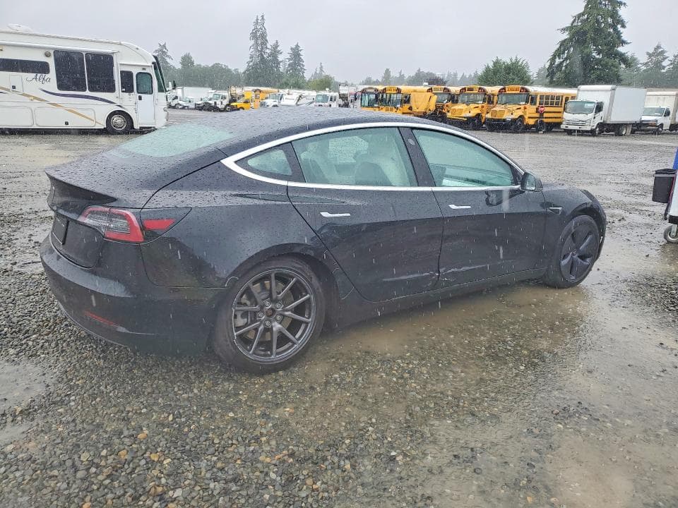 2020 TESLA MODEL 3 3