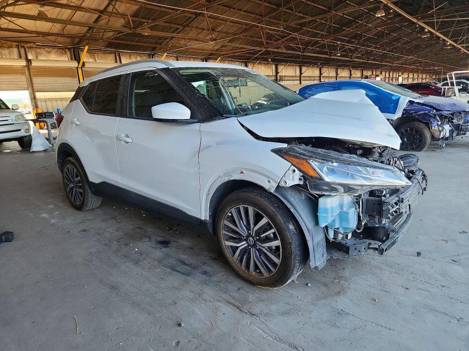 2021 NISSAN KICKS SV 4