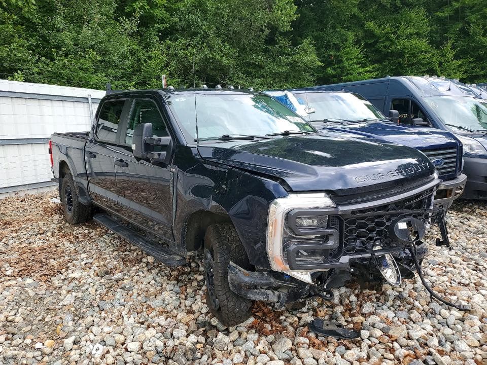 2023 FORD F250 SUPER DUTY 4
