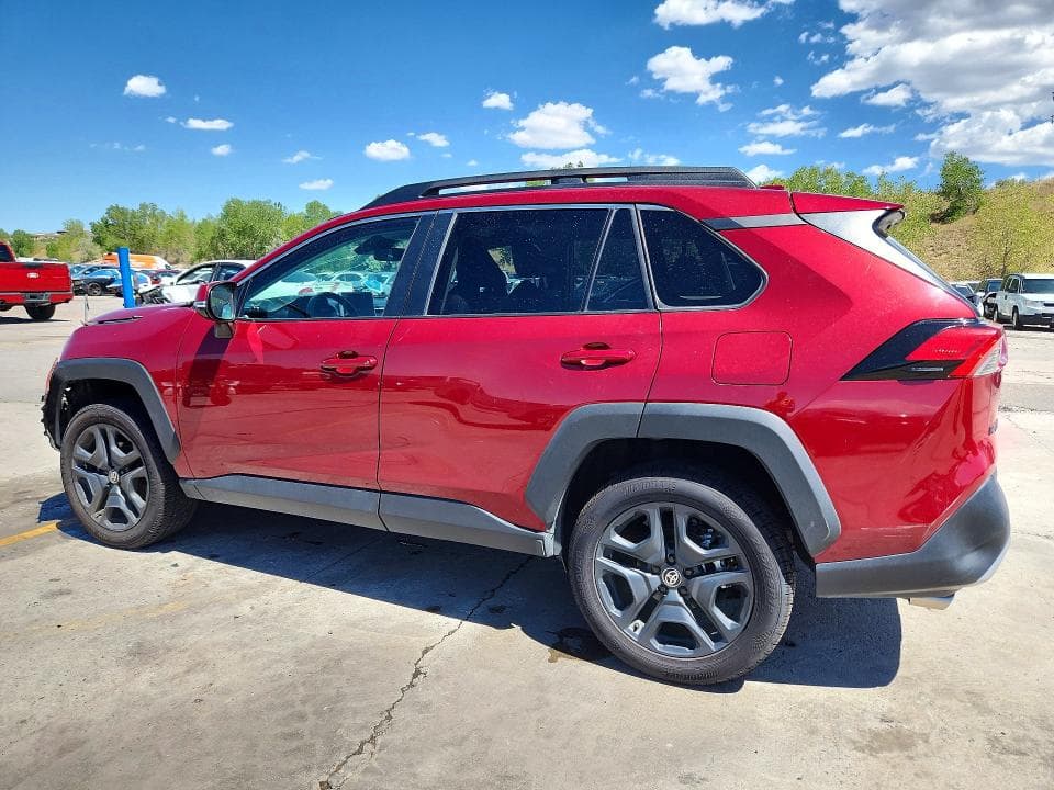 2024 TOYOTA RAV4 ADVENTURE 2