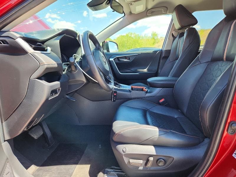 2024 TOYOTA RAV4 ADVENTURE 7
