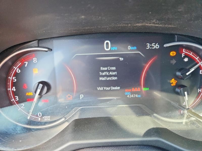 2024 TOYOTA RAV4 ADVENTURE 9