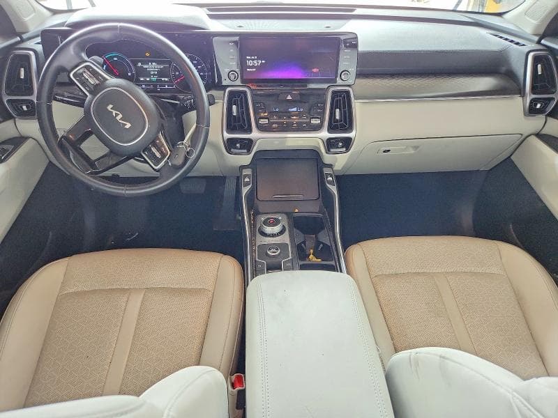 2022 KIA SORENTO S 8