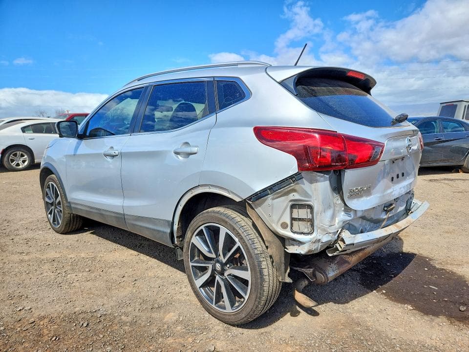 2017 NISSAN ROGUE SPORT SL 2