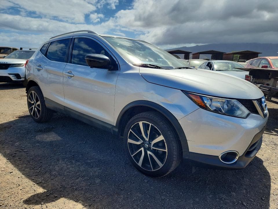 2017 NISSAN ROGUE SPORT SL 4