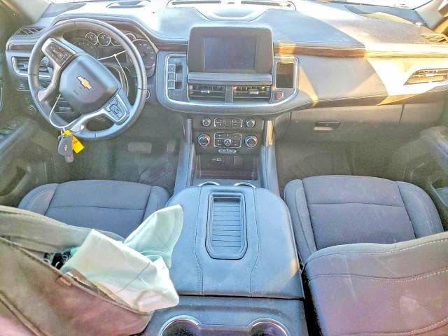 2024 CHEVROLET SUBURBAN 8