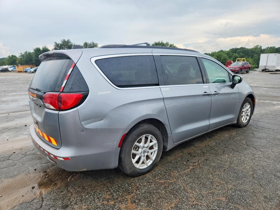 2021 CHRYSLER VOYAGER LXI 3