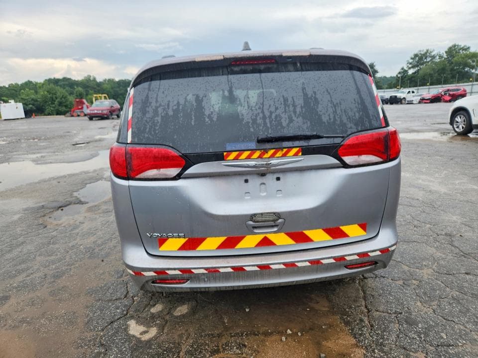 2021 CHRYSLER VOYAGER LXI 6
