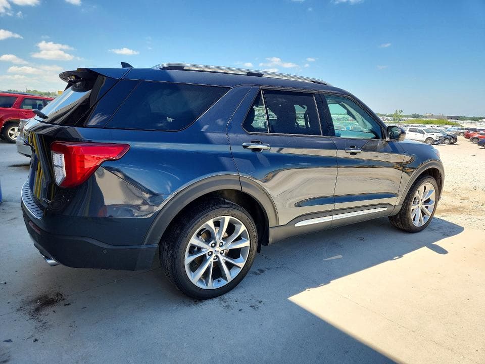 2022 FORD EXPLORER PLATINUM 3