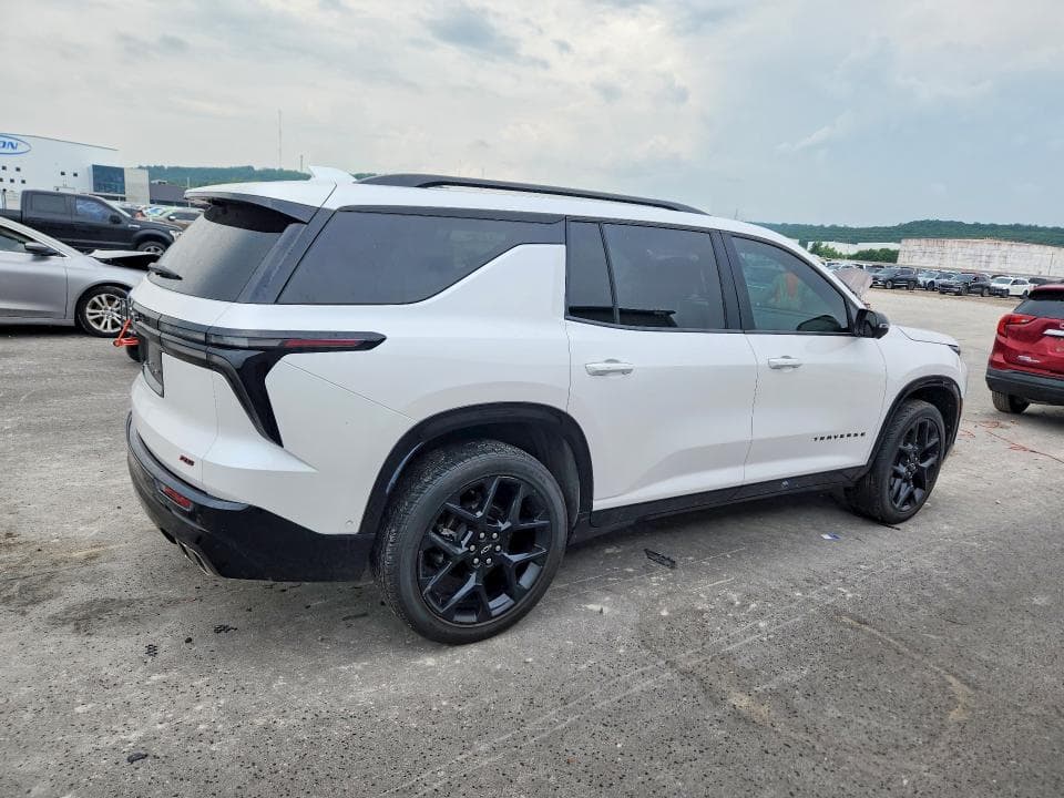 2024 CHEVROLET TRAVERSE RS 3