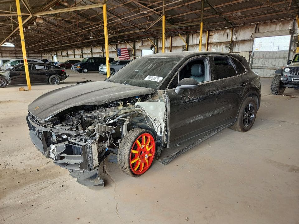 2024 PORSCHE CAYENNE