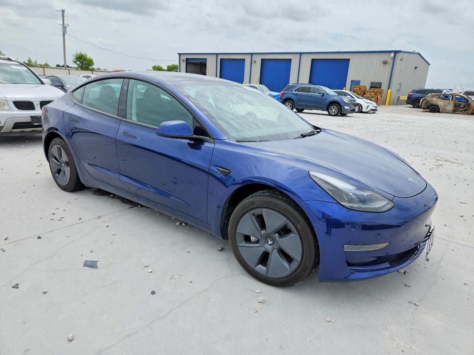 2023 TESLA MODEL 3 4
