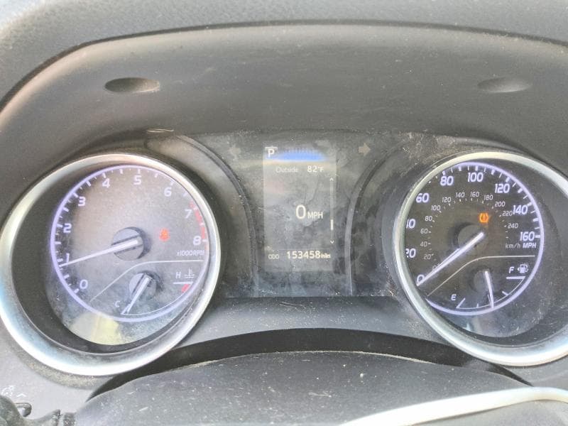 2018 TOYOTA CAMRY LE 9