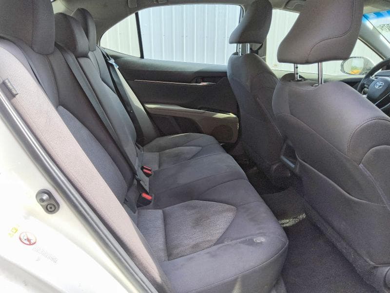 2018 TOYOTA CAMRY LE 10