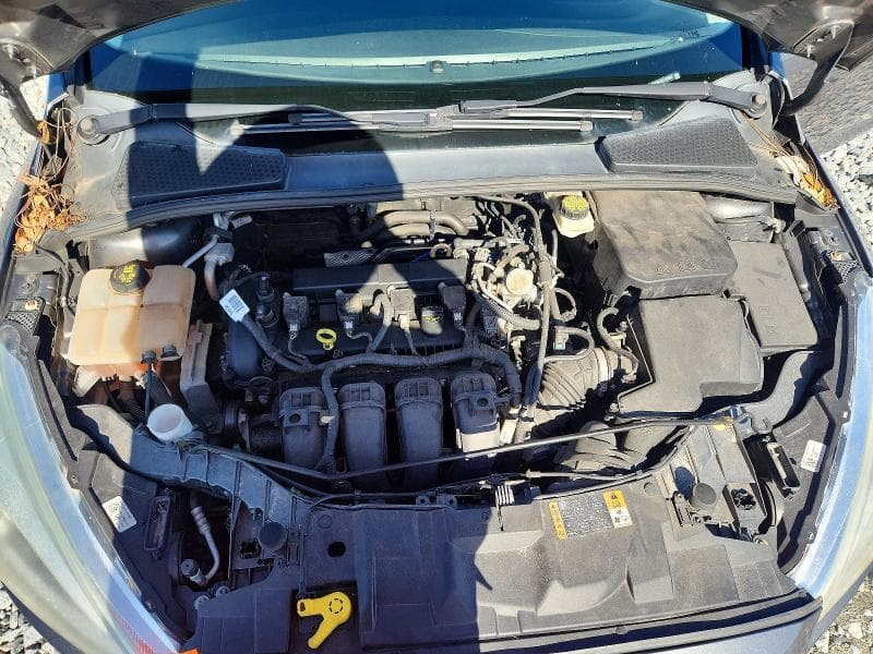 2017 FORD FOCUS SE 11