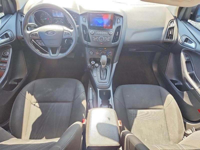 2017 FORD FOCUS SE 8