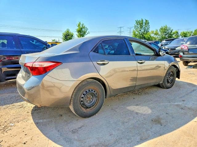 2018 TOYOTA COROLLA LE 3