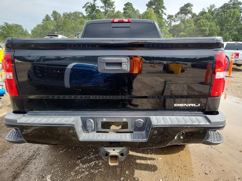 2017 GMC SIERRA K2500 DENALI 6