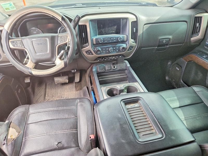 2017 GMC SIERRA K2500 DENALI 8
