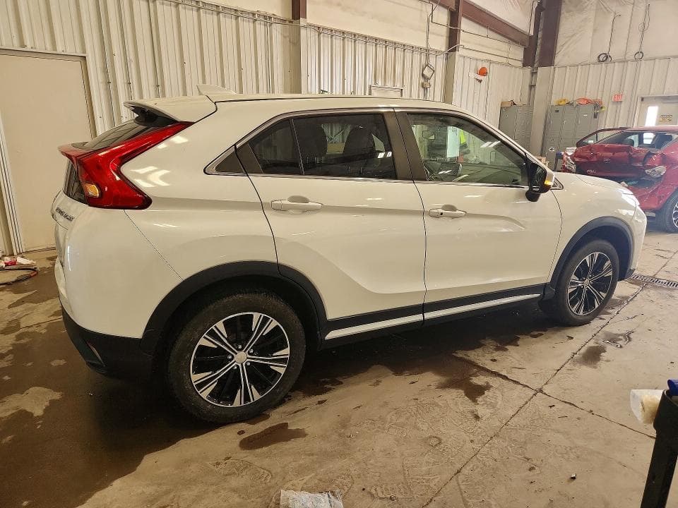2019 MITSUBISHI ECLIPSE CROSS SE SE 4