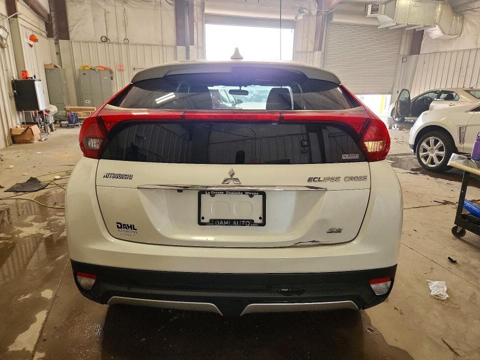 2019 MITSUBISHI ECLIPSE CROSS SE SE 7