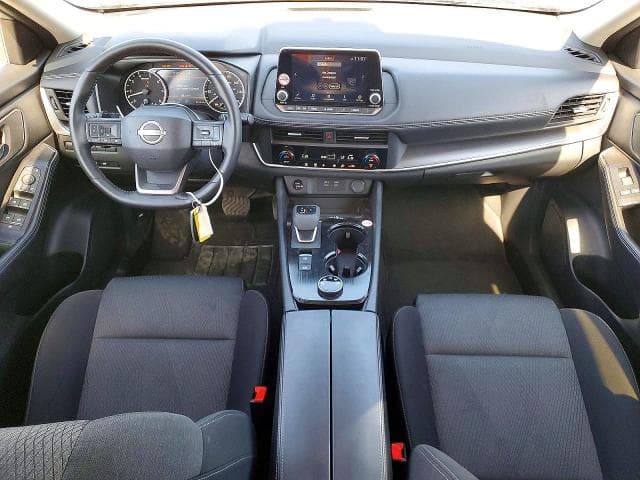 2025 NISSAN ROGUE 8